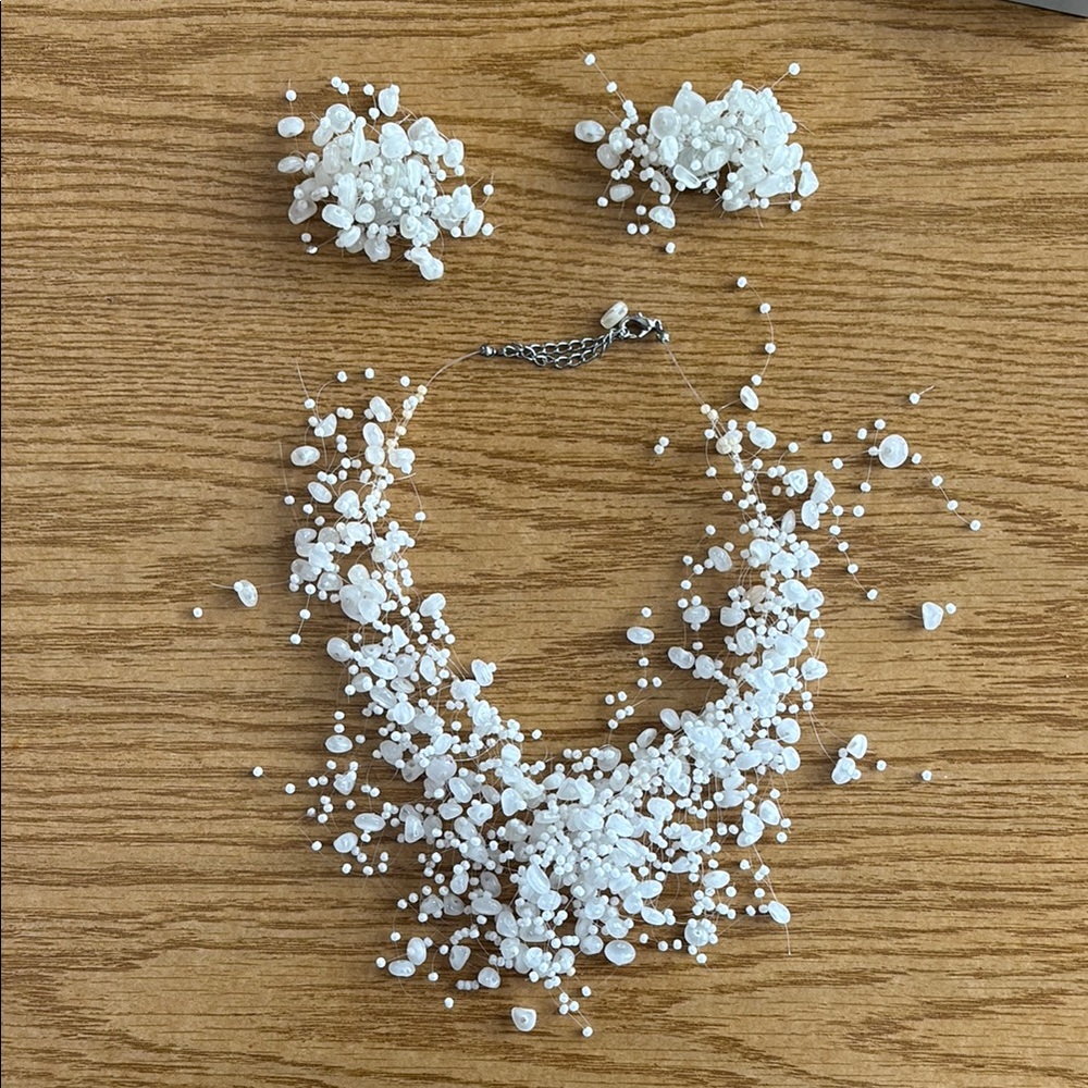 Vintage Seed Bead/Pearl Cluster String Necklace and clip on earring set